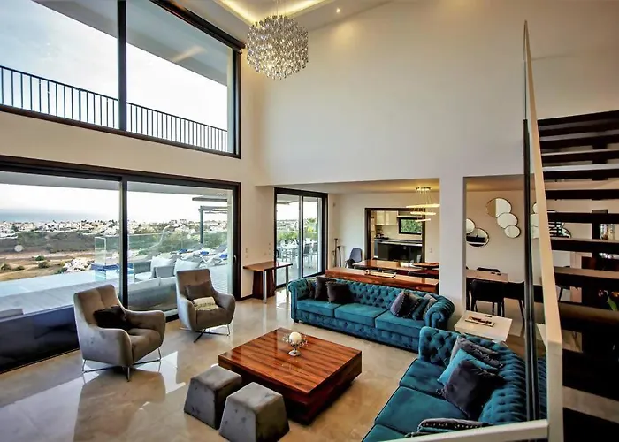 Luxury Modern Aguia Mar Stunning Sea View *