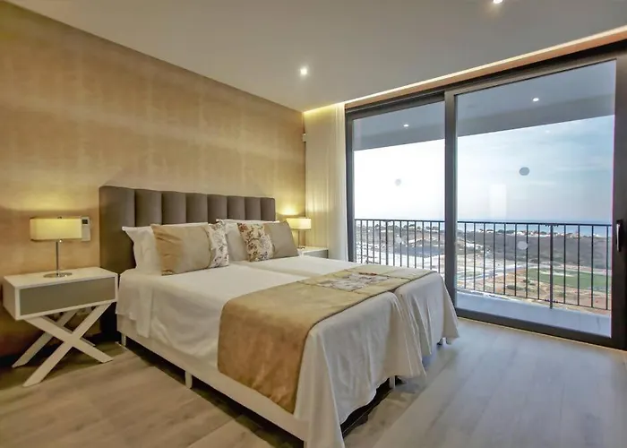 Luxury Modern Aguia Mar Stunning Sea View *