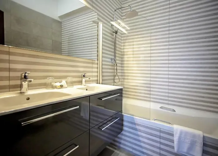 Luxury Modern Aguia Mar Stunning Sea View * البوفيرا