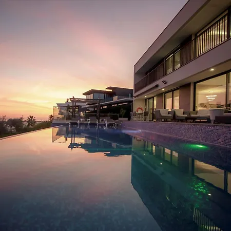 Luxury Modern águia Mar Stunning Sea View Villa *