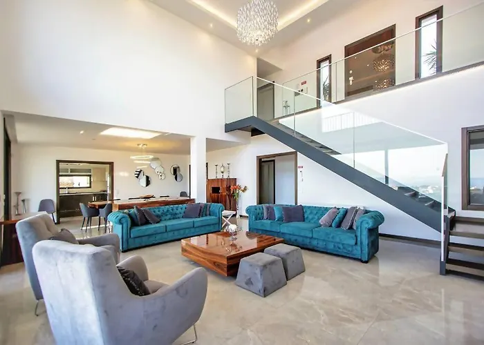 Villa Luxury Modern Aguia Mar Stunning Sea View