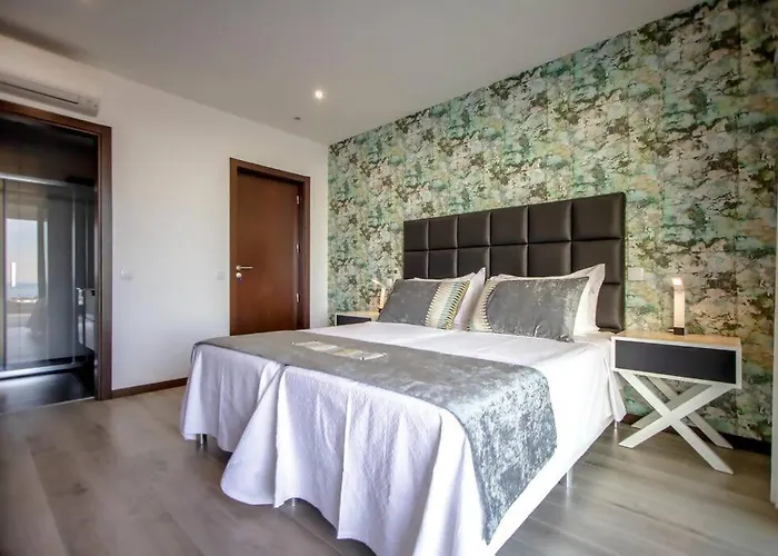 Luxury Modern Aguia Mar Stunning Sea View *